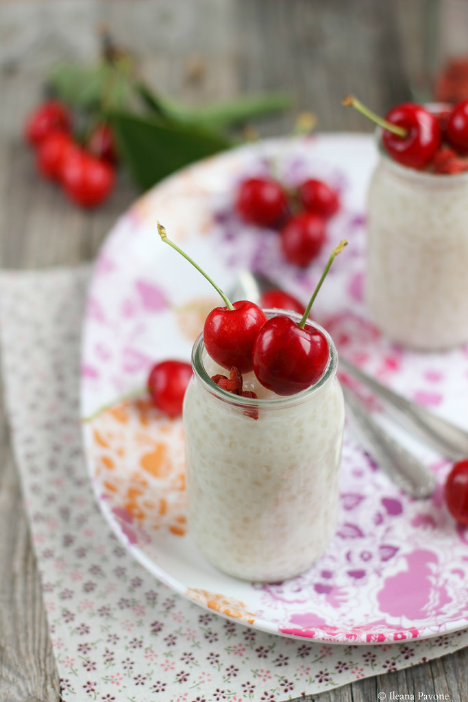 Pudding di tapioca e ciliegie