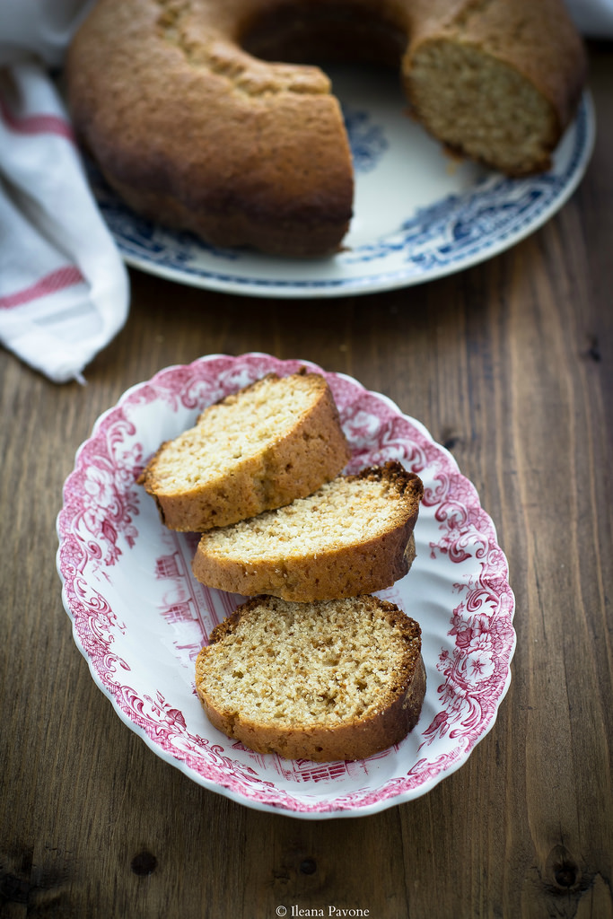 Ciambella integrale al miele