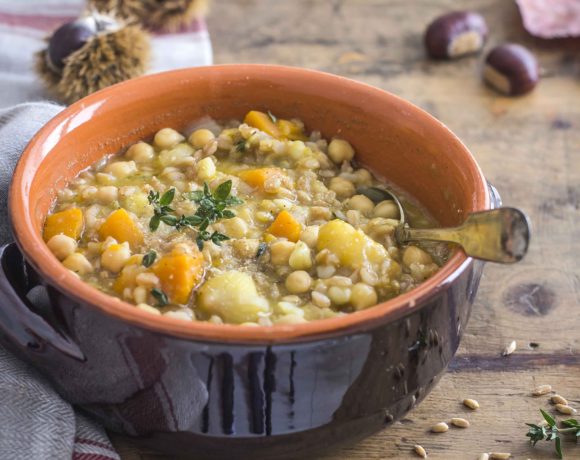 Zuppa di farro e castagne